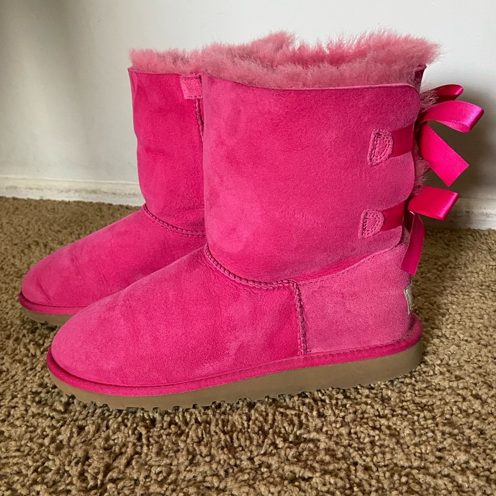 Bailey Bow II Ugg Boots - hot pink